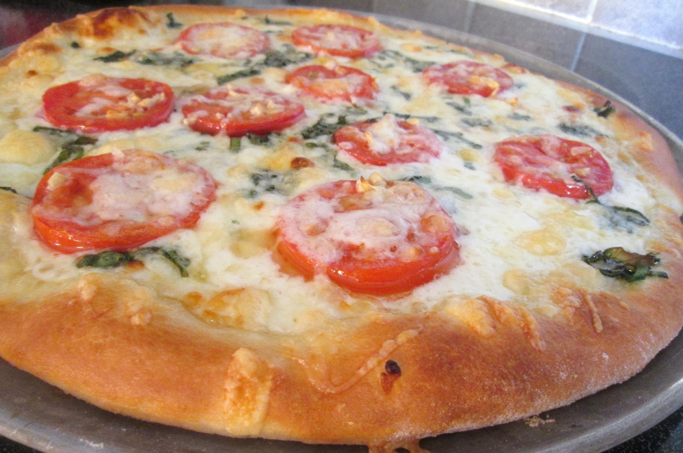 Рецепт пиццы оливера. Fresco пицца. Пицца свежий абрикосовый. Пицца из Fresh Frost.