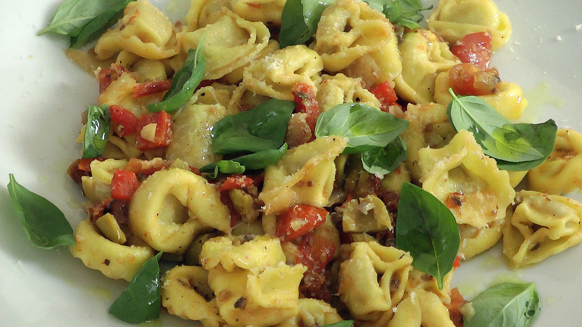 Quick Meals - Easy Italian Recipes - Easy Pasta Recipe - Pasta Puttanesca R...
